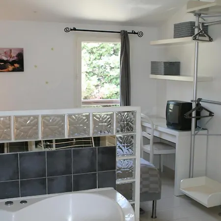 Coquet Dans Mazet Ste Maxime Riviera شقة سانت ماكسيم